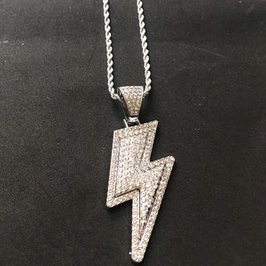 NWT Silver Lightning Pendant & Rope Chain Men
